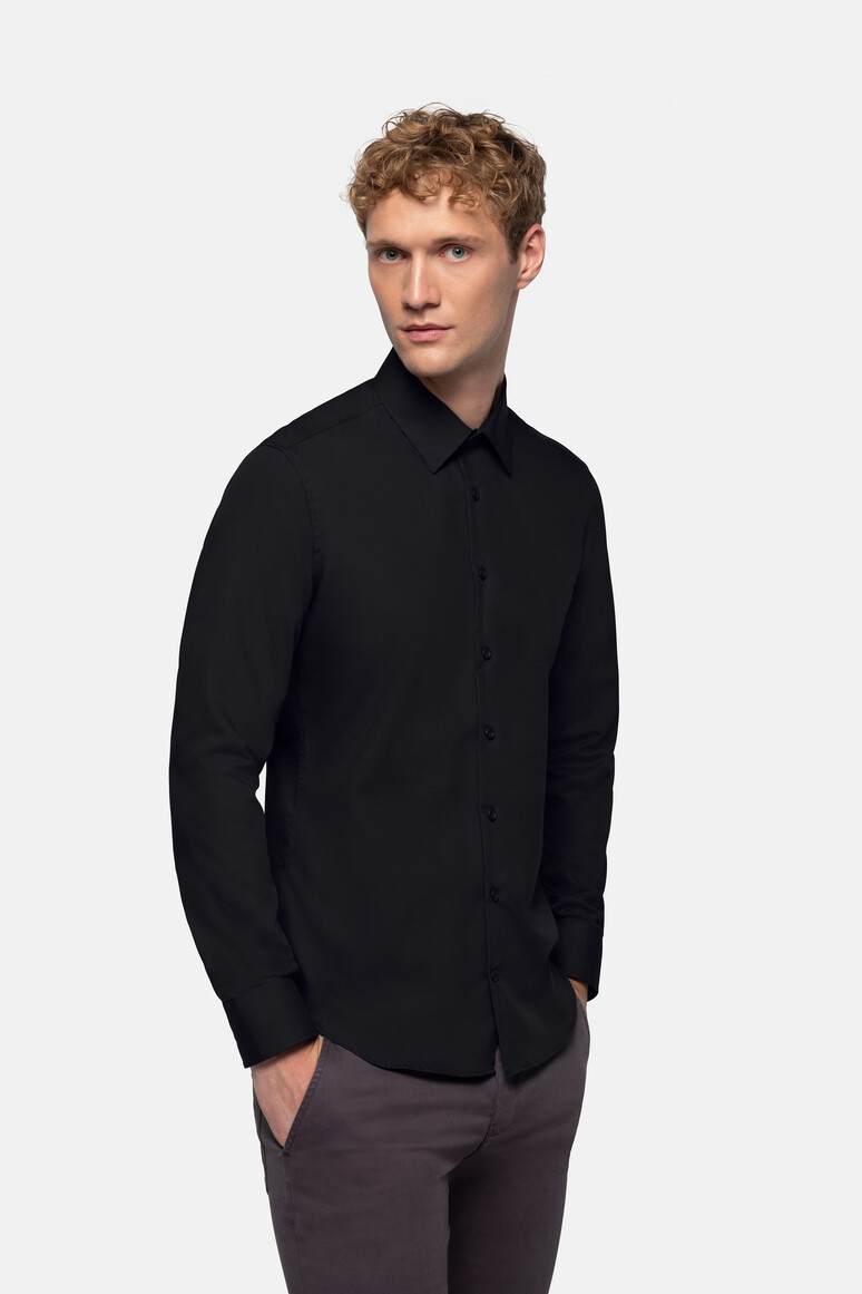 HAKRO 105 Hemd Business Regular in Schwarz – Modellansicht