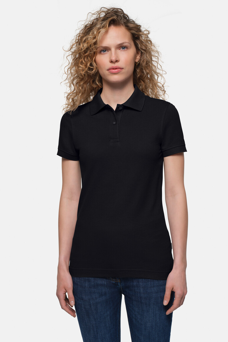 HAKRO 224 Damen Poloshirt Top in Schwarz – Modellansicht