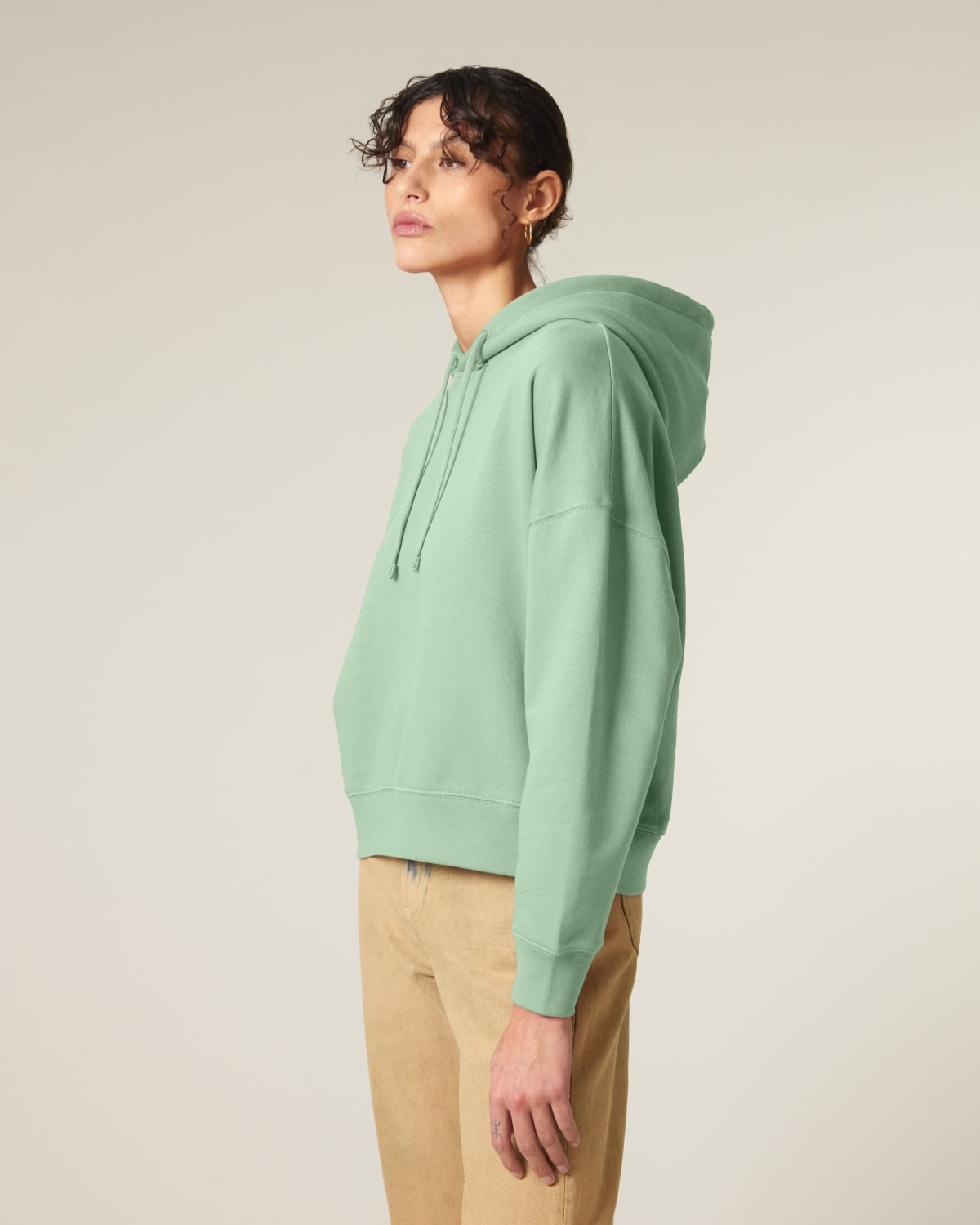 Stanley Stella Stella Nora in Misty Jade – Modellansicht