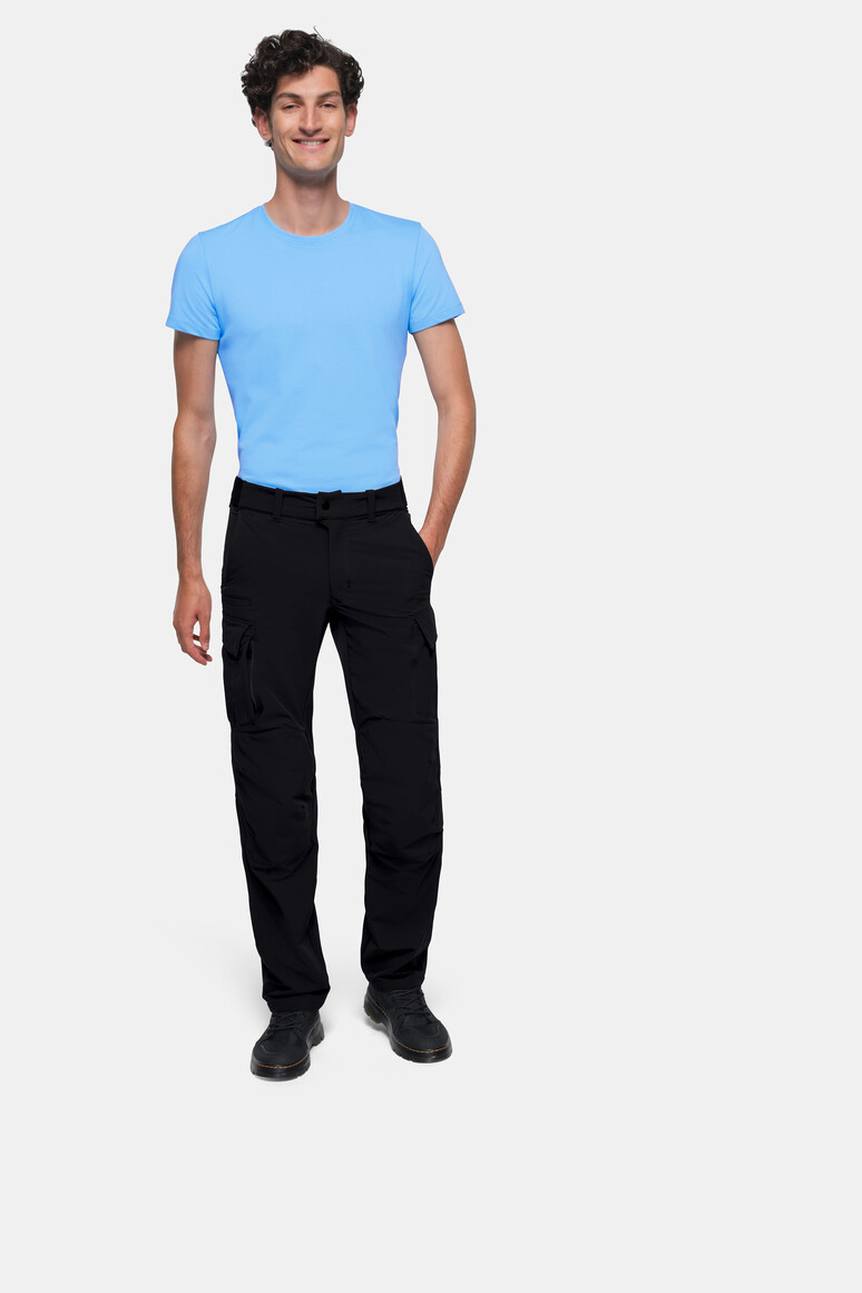 HAKRO 745S Cargo-Funktionshose X-Stretch in Schwarz – Modellansicht
