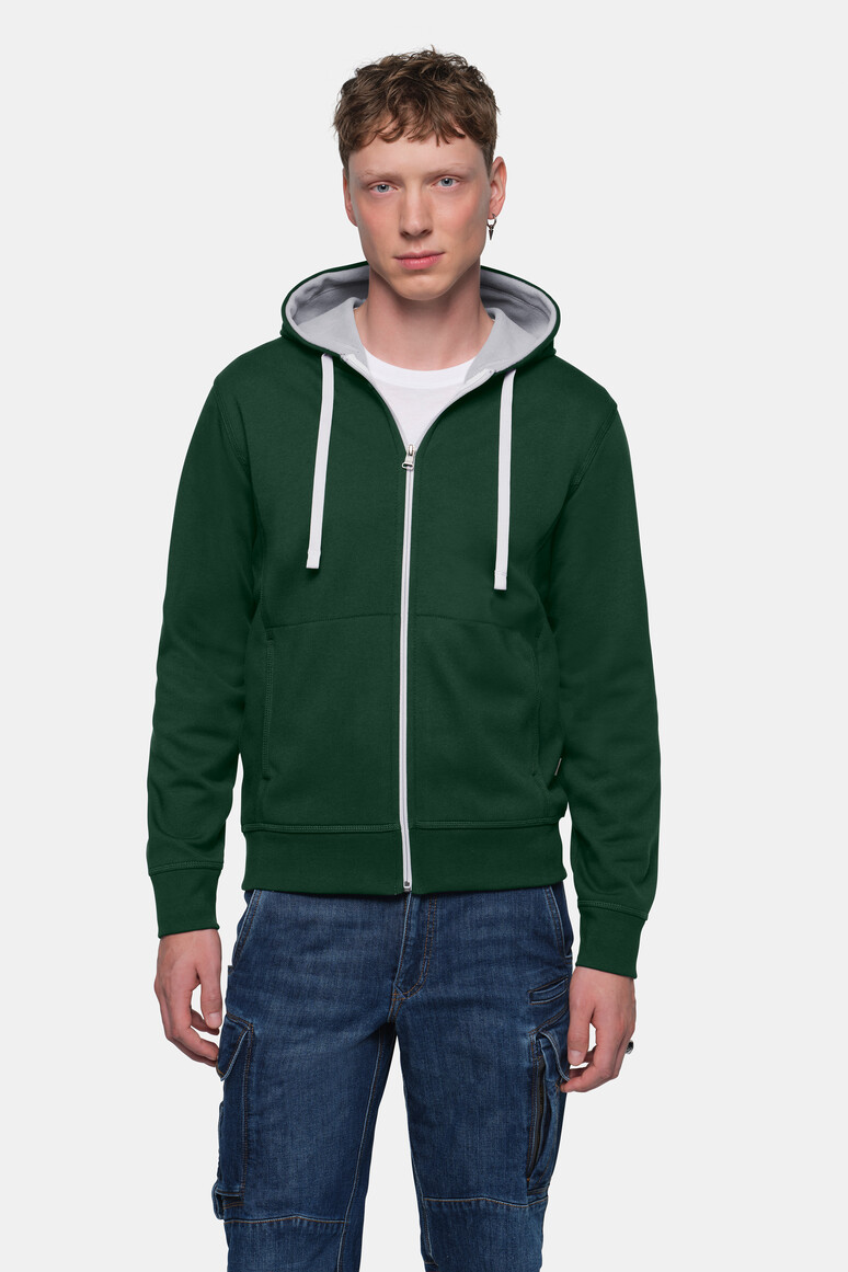 HAKRO 455 Kapuzenjacke Bonded ECO in Tanne/Silber – Modellansicht
