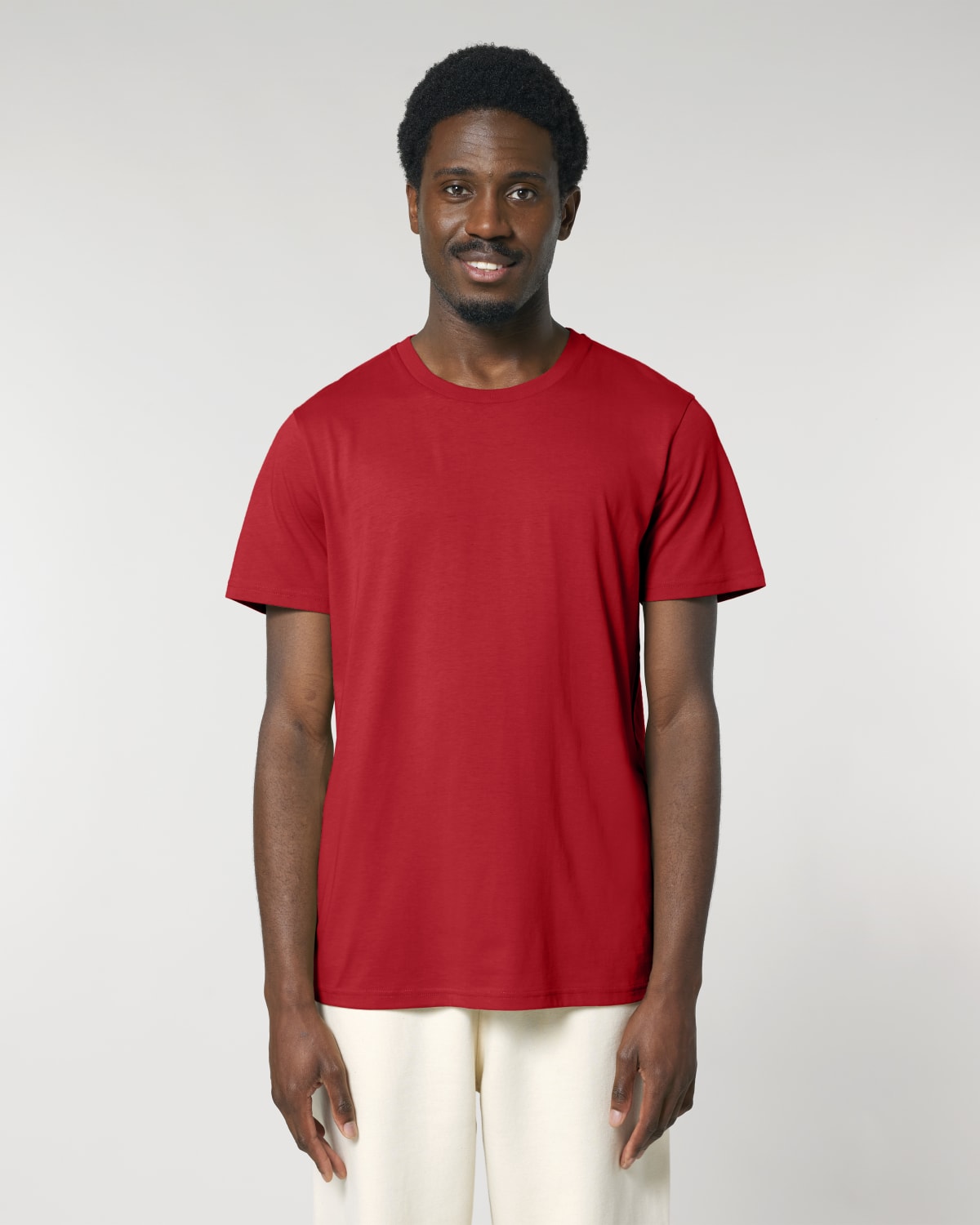 Stanley Stella Crafter in Red – Modellansicht