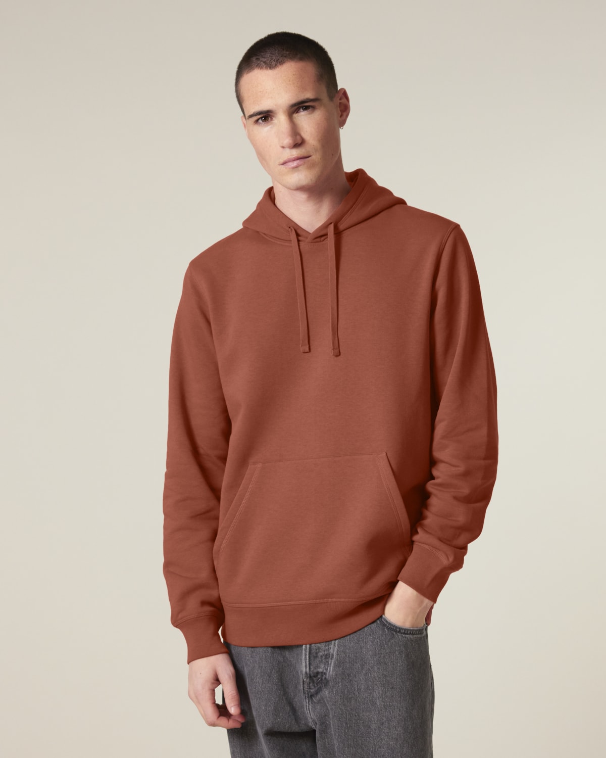 Stanley Stella Drummer 2.0 in Heritage Brown – Modellansicht