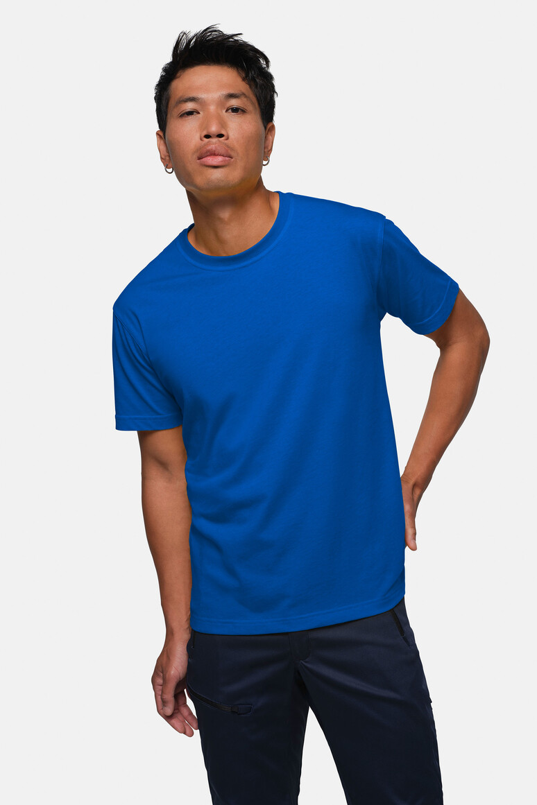 HAKRO 281 T-Shirt MIKRALINAR® in Royalblau – Modellansicht