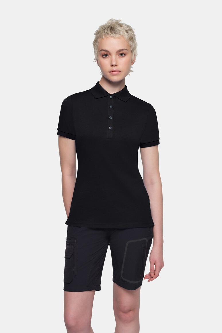 HAKRO 214 COTTON TEC® Damen Poloshirt in Schwarz – Modellansicht