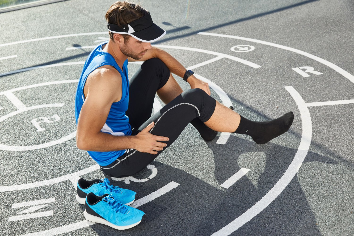 Daiber Men's Running Tank in White/Black – Modellansicht