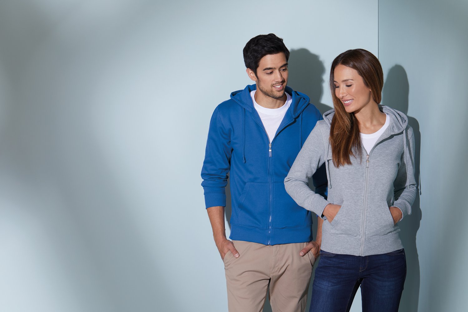 Daiber Men's Hooded Jacket in Red – Modellansicht